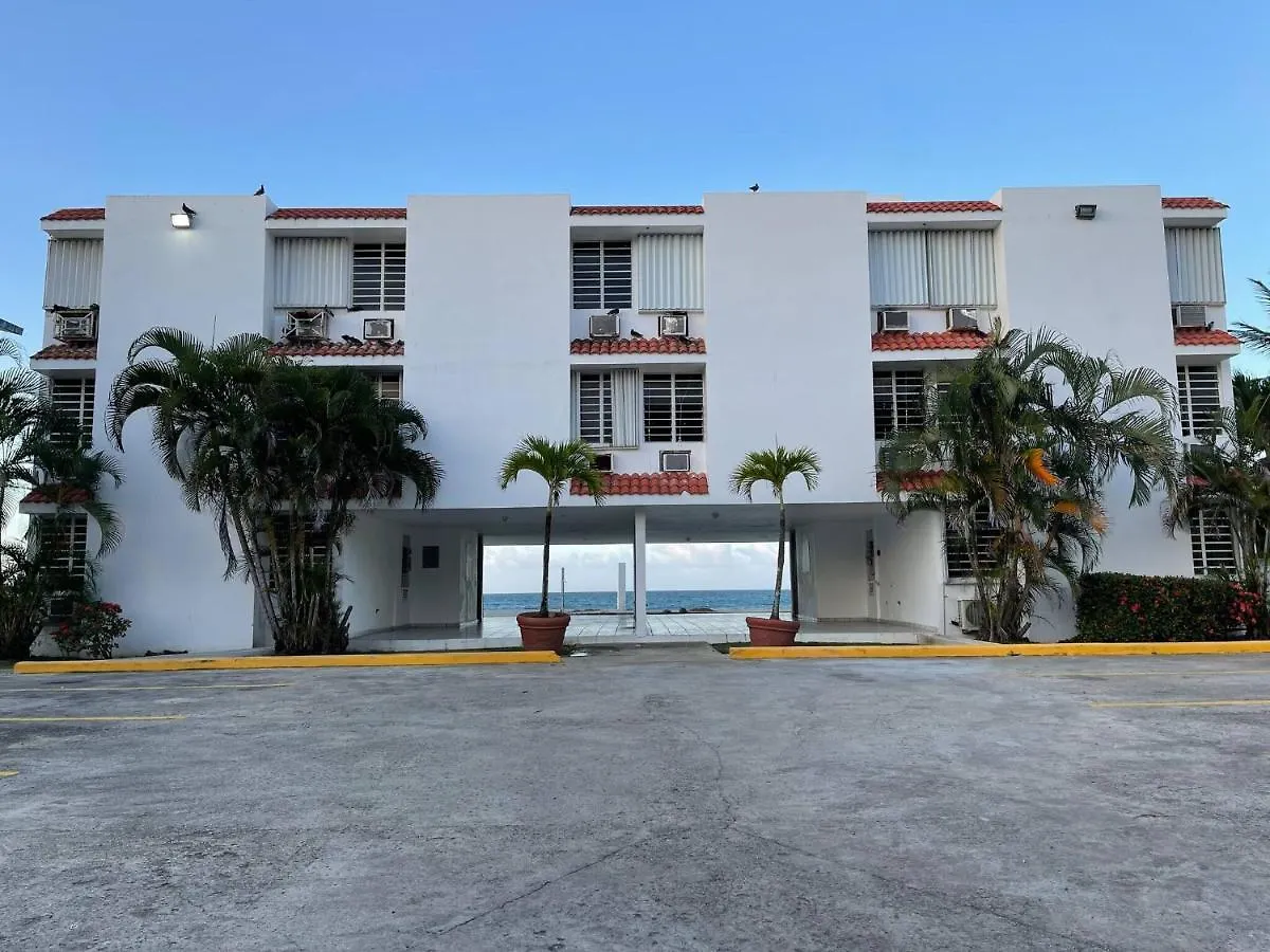 True Beachfront Oasis With Amazing Views Life ルキリョ プエルトリコ
