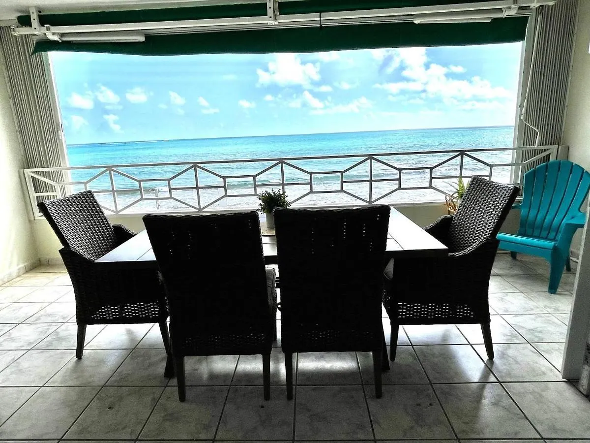 True Beachfront Oasis With Amazing Views Life ルキリョ アパート