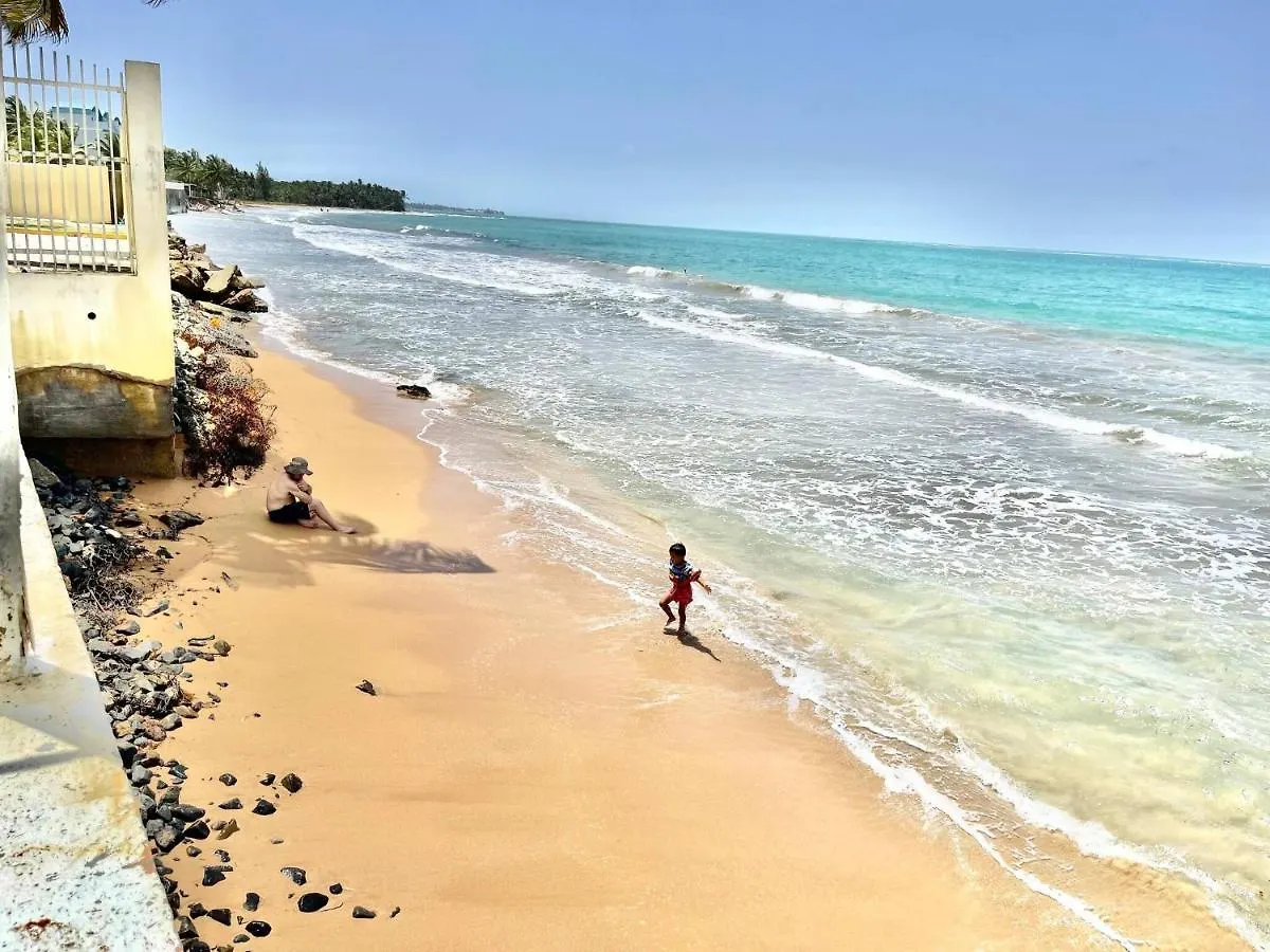 アパート True Beachfront Oasis With Amazing Views Life ルキリョ